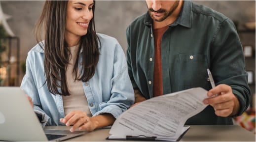 2 people exploring sustainability choices