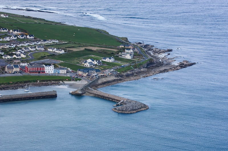 Irish restaurant beside ocean